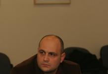 Safet Alibegić: Slovenci, jejte govna