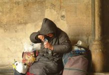 Migranti v stanovanja, slovenski brezdomci pred SNG