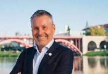 Izjava tedna: Zakaj Požar podpira Logarja?