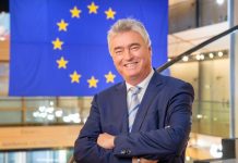 Kdo ima koristi od vojne na Bližnjem vzhodu?