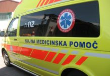 Tragedija: V hudi prometni nesreči dve osebi izgubili življenje