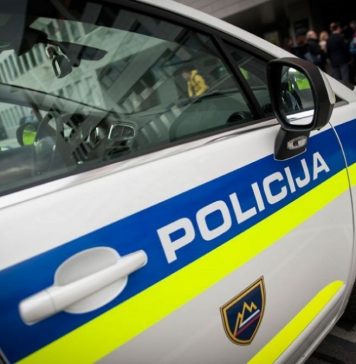 Tragični trenutek na Kovinarski cesti: Peška v kritičnem stanju po nenadnem padcu na vozišče!