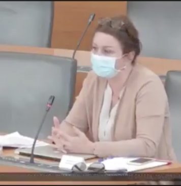 Izjava tedna! Poslanki SAB se smeji vsa Slovenija