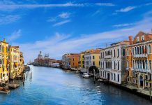 Preklic nekaterih ukrepov: Novica za vse, ki bi radi šli v tujino