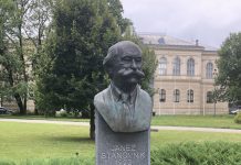 V Ljubljani postavili kip človeku, ki je nasprotoval osamosvojitvi Slovenije