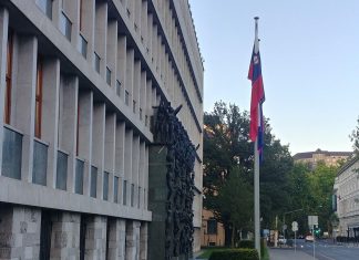 Interventni ukrepi desnega trojčka: Razprava dviguje prah na ekonomsko-socialnem svetu