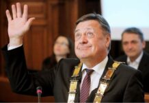 Makarovičeva razočarana nad Jankovićem! Odpoveduje se nazivu častne meščanke