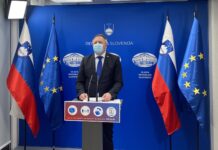 V teh regijah se odpirajo tudi trgovine z oblačili in obutvijo