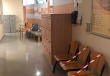 Vlada danes odloča o novih ukrepih: Se nam obeta zaostrovanje?