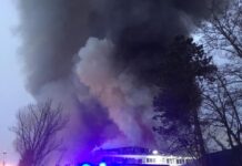 V Ljubljani izbruhnil silovit požar, na delu več kot 150 gasilcev