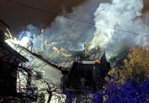 Foto: Na Trstenjakovi zagorelo ostrešje večstanovanjske stavbe