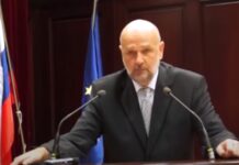 Masleša spregovoril o svoji izobrazbi. Odzval se je premier Janša, ki je zapisal…