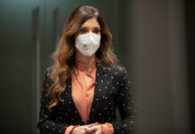 Eva Irgl: Dviga oskrbnin za oskrbovance domov za starejše ne bo