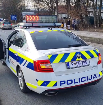 Vozilo preobremenil za kar 45 odstotkov