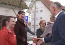 (Video) Nizkotno! Takšen je bonton vidne predstavnice stranke SD