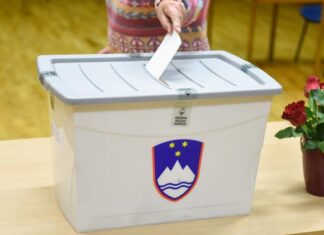 Med centralizacijo in samostojnostjo: kakšno državo želimo?