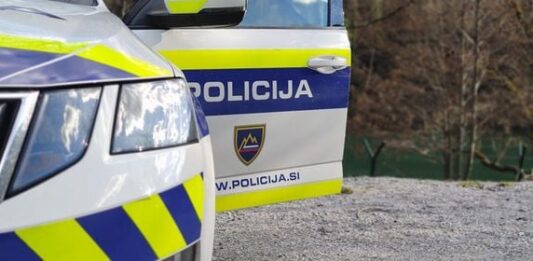 Prometna nesreča na Celovški cesti ustavila del Ljubljane