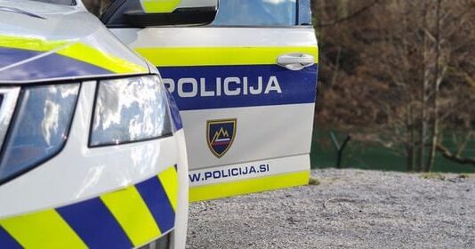 Prometna nesreča na Celovški cesti ustavila del Ljubljane