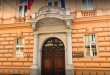 Ustavno sodišče je ubranilo ustavno pravico voliti in biti izvoljen in razveljavilo del vladnega zakona