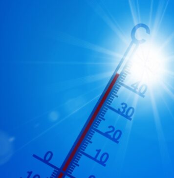 Prihajajoči vikend z visokimi temperaturami, a jutra še vedno sveža