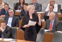 Urška Klakočar Zupančič si je zaradi vnovične kršitve Poslovnika državnega zbora prislužila protestno pismo