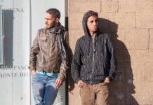 Zgodba dobiva epilog: Oglasil se je mladoletni Slovenec, ki je v Postojni pretepel Afganistanca