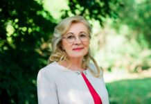 Ksenija Sever: Na obrobju Ljubljane so ceste še vedno neasfaltirane