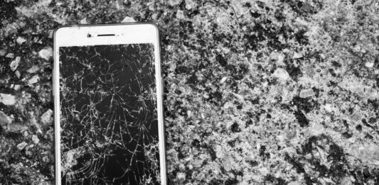 Nepričakovani izpad mobilnega omrežja v Sloveniji: Kaj se dogaja?