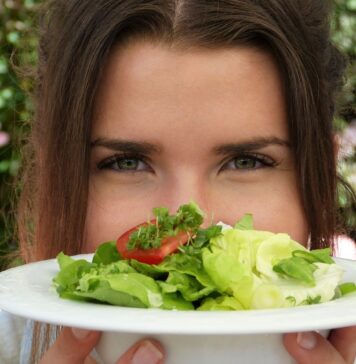Forum za kmetijstvo in podeželje poziva vlado, da umili dodatne stroške pri obračunu omrežnine na področju kmetijstva in živilstva