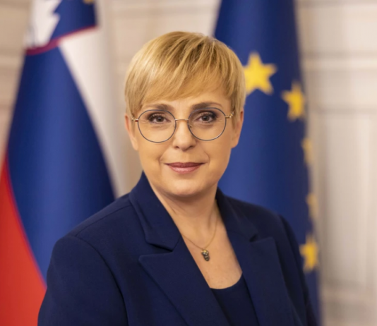 Ustavni pravnik Pirnat: Predsednica krši ustavo