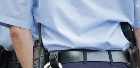 Preiskovanje tragičnega streljanja na Fužinah: Policija pod drobnogledom