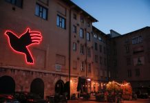 Priložnost za mlade gledališke ustvarjalke in ustvarjalce