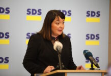 Alenka Helbl: Vlada v dveh letih za naše najstarejše oz. najšibkejše ni naredila ničesar