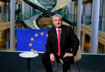 Dr. Milan Zver za Voice of Europe: Komisarka Vera Jourova spodkopava svobodo medijev