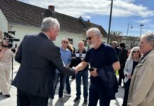 Milan Zver in Janez Janša v Središču ob Dravi: Odločno je treba nasprotovati postavitvi azilnega doma v Središču ob Dravi