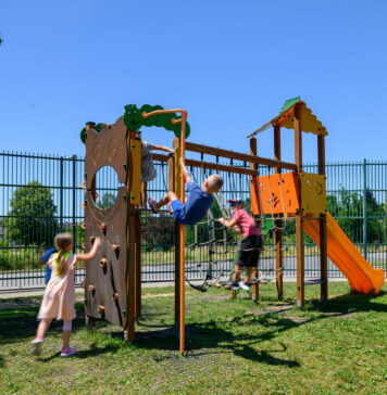 Grožnje z bombo v šolah: SDS zahteva izboljšanje varnosti!