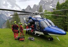 Helikopter reševal poškodovanega otroka na Šmarni gori