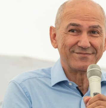 Janša napovedal udeležbo: Protest bo 19. februarja, kdo vse se bo pridružil?