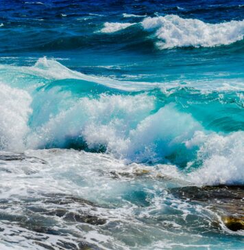 Tragedija na Peklenskih otokih: Slovenska Državljana v tragični nesreči z gliserjem