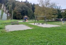 Začenja se obnova otroškega igrišča v Guncljah