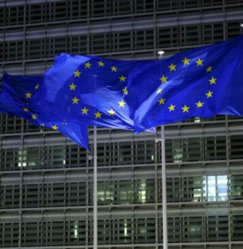 Dr. Milan Zver Evropsko komisijo sprašuje o financiranju evropskih medijev