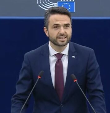 Romana Tom o samostojni poti Mateja Tonina