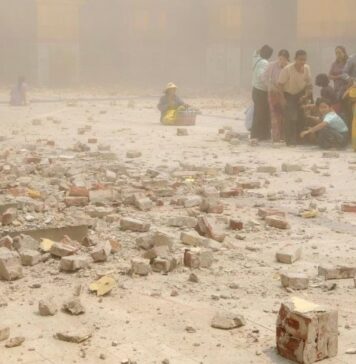 Število žrtev po potresu v Mjanmaru narašča: Svet pošilja pomoč #video