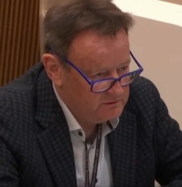 Fides zahteva ustavno presojo zakona o zdravstveni reformi!