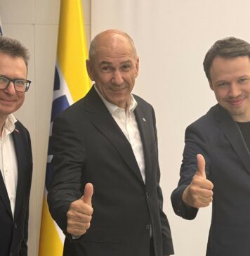 Referendum o dodatku k pokojninam kulturnikov: Zakon zavrnjen z veliko večino