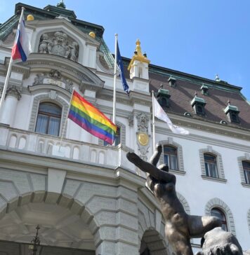 Univerza v Ljubljani pod drobnogledom: Izobešanje mavrične zastave sproža razprave