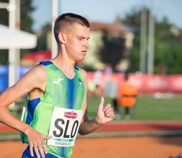 Slovenec Jan Kokalj zmagal z postavljenim rekordom na Ljubljanskem polmaratonu