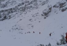 Tragedija v Julijskih Alpah: Snežni plaz vzel vsa tri življenja hrvaških planincev