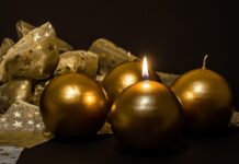 Ko se prižge prva adventna svečka: Čas, ki prinaša upanje, mir in pokončnost
