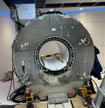 Novi 3T MR aparat v UKC Ljubljana: Revolucija v diagnostiki